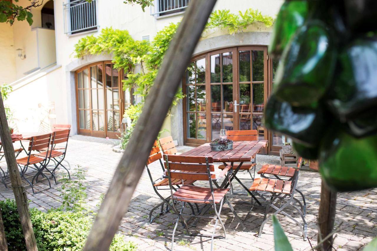 Weingut Schilling Hotel Seinsheim Exterior photo